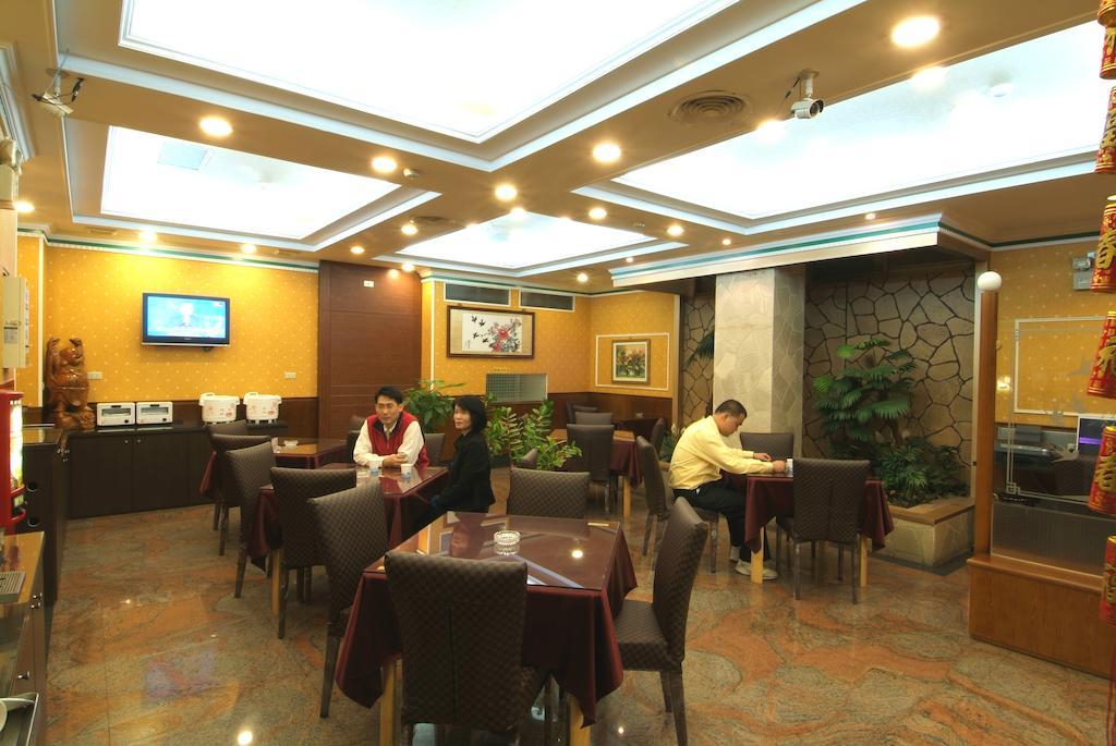 Golden Swallow Hotel Синьчжу Экстерьер фото