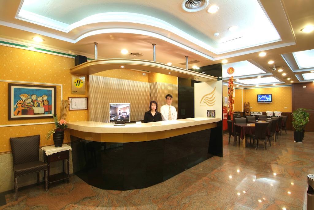 Golden Swallow Hotel Синьчжу Экстерьер фото