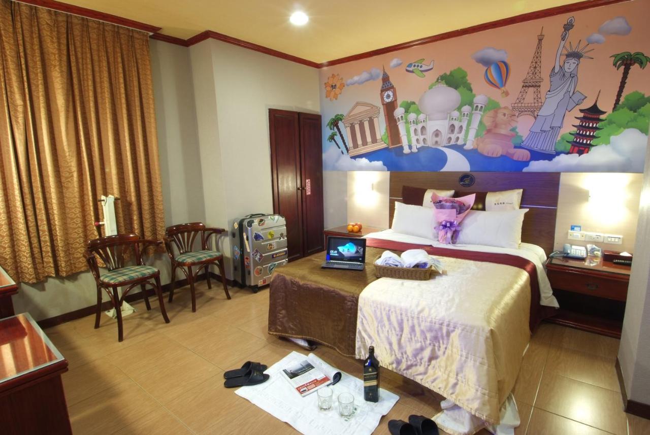 Golden Swallow Hotel Синьчжу Экстерьер фото